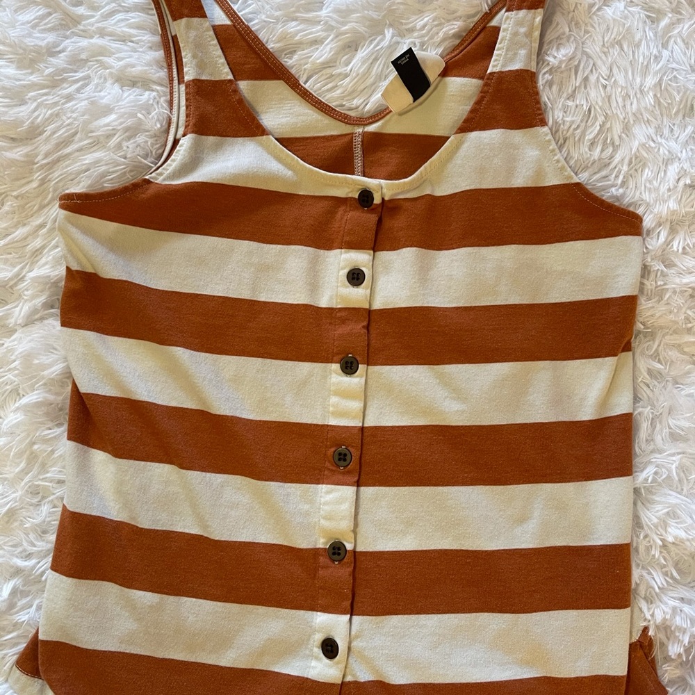 Universal Thread Women’s tank top